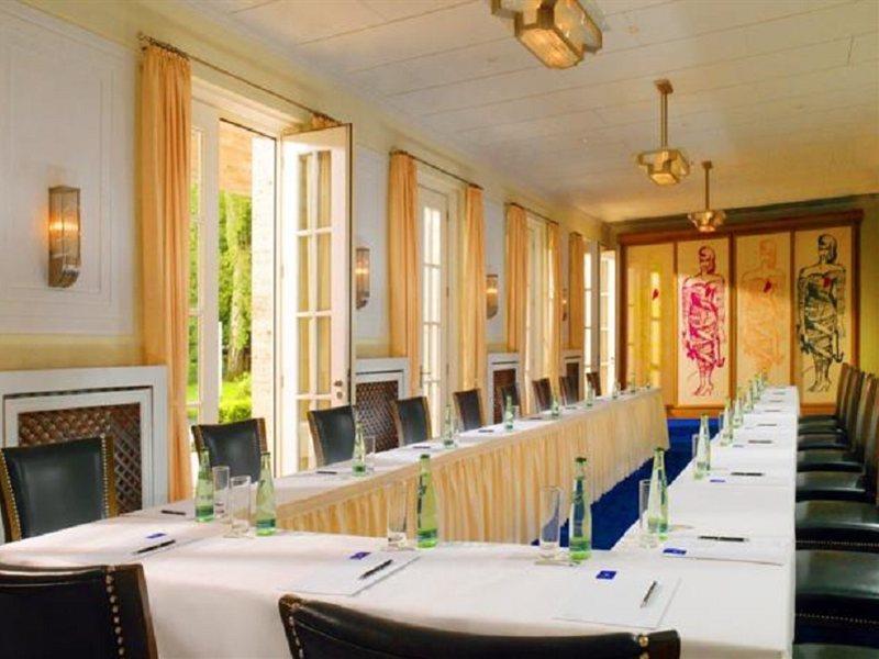 Hotel Elephant Weimar, Autograph Collection Bagian luar foto The Long Room