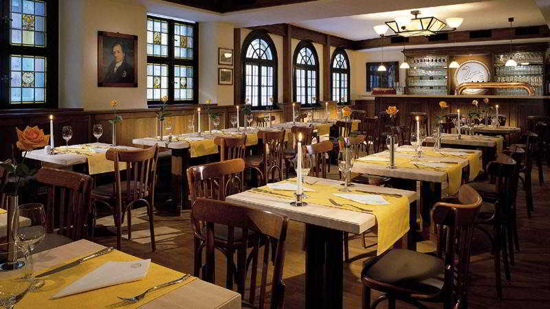 Hotel Elephant Weimar, Autograph Collection Bagian luar foto Restaurant
